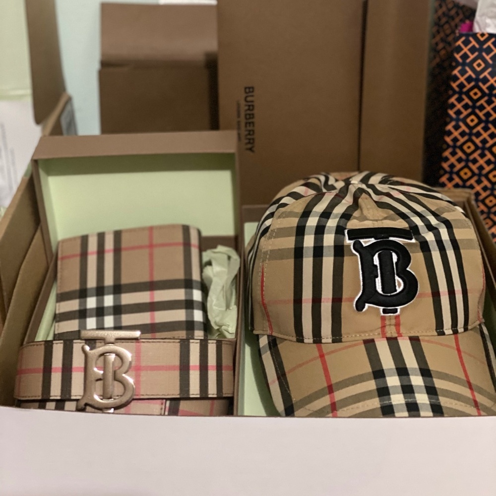 Burberry hat, belt and wallet